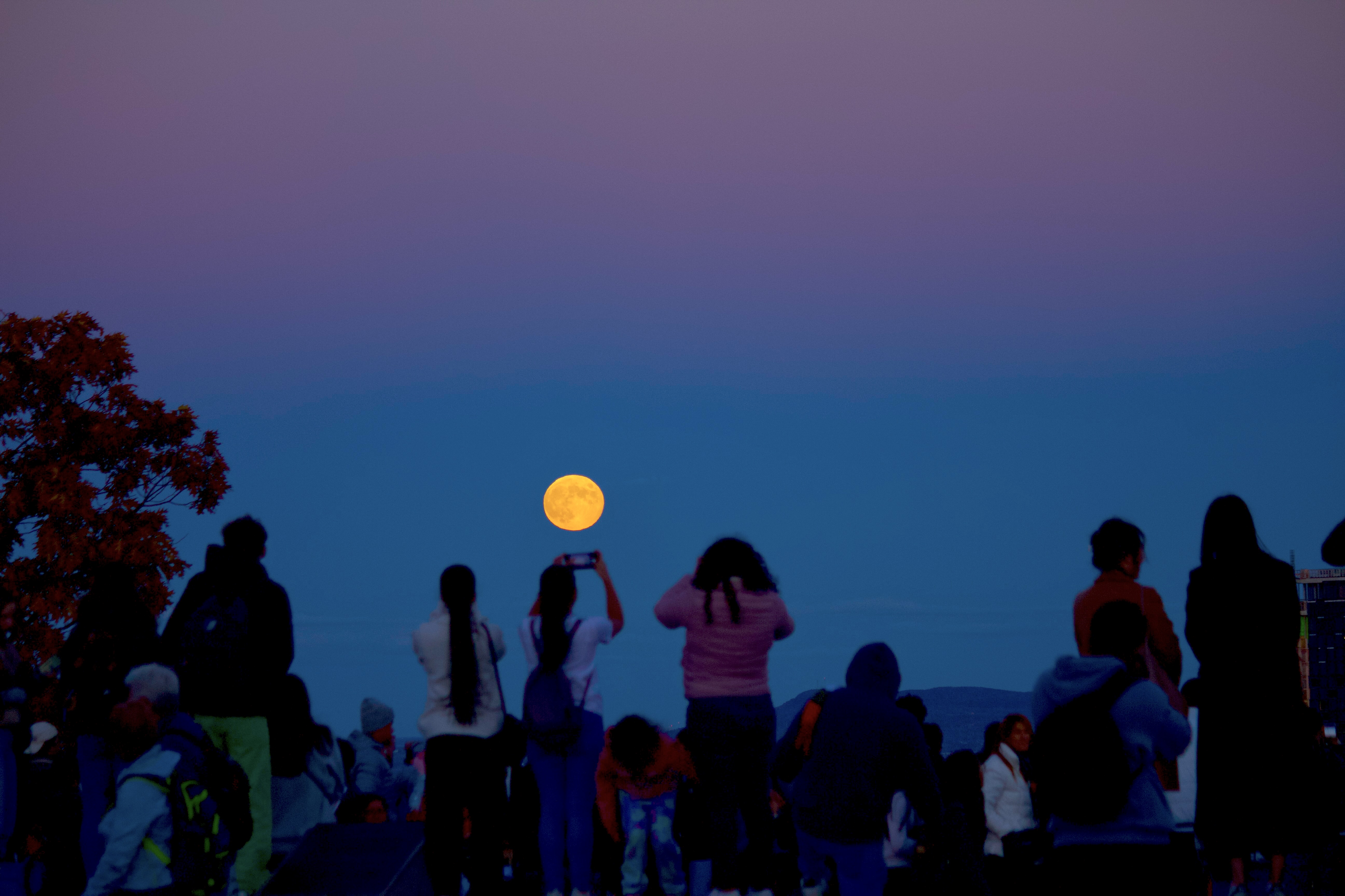 Moon rising over Montreal